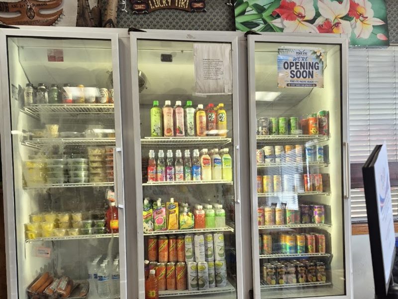 Poke ETC. interior